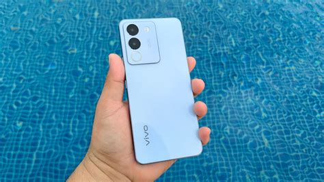 vivo V29e 5G REVIEW: Improved Performance and Better Cameras!.